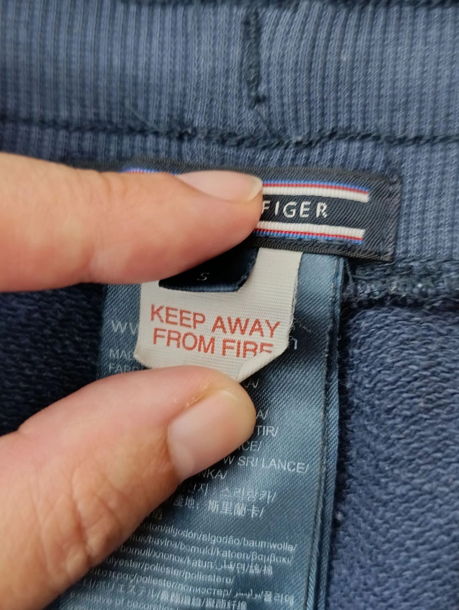 🔥 Pantalones de jogging azul marino Tommy Hilfiger con cinta lateral con letras 🔥 – photo 8